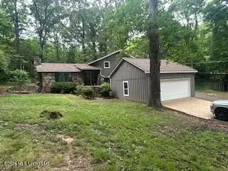 1382 Thunderbird Drive, Hernando, MS 38632 - #1