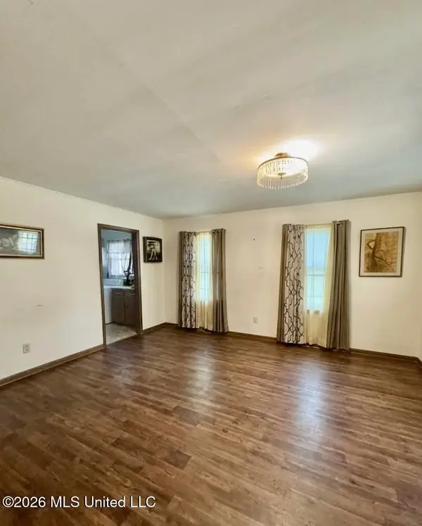 52 Fly Street, Coffeeville, MS 38922