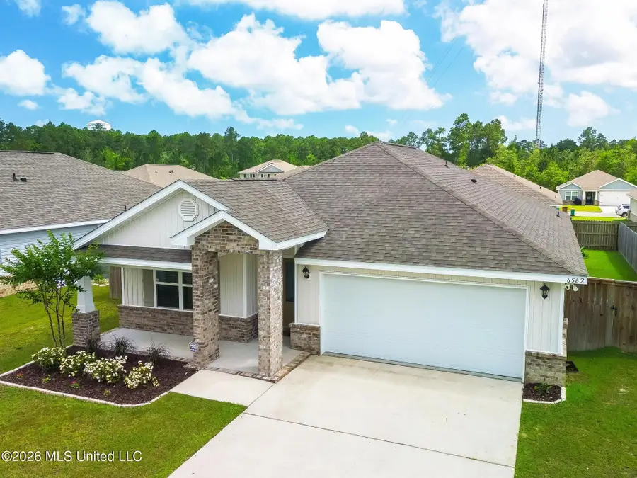6562 Eastland Circle, Biloxi, MS 39532 - #2