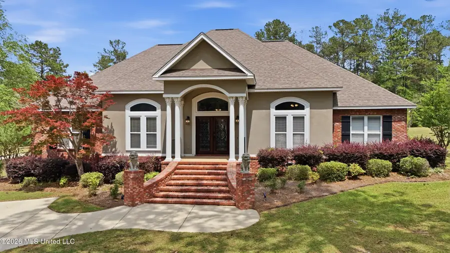 28 W Lake Road, Hattiesburg, MS 39402 - #2