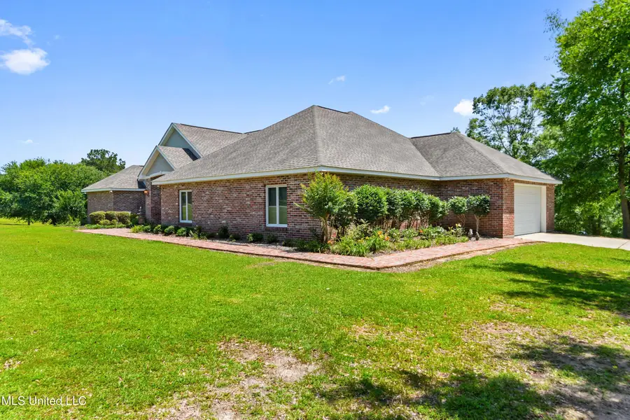 87 N Highlands Drive, Poplarville, MS 39470 - #2