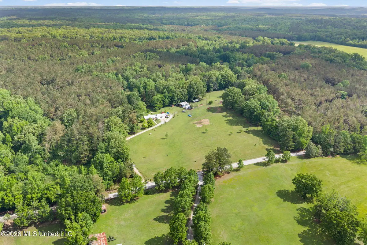 98 County Road 518, Como, MS 38619 - #1