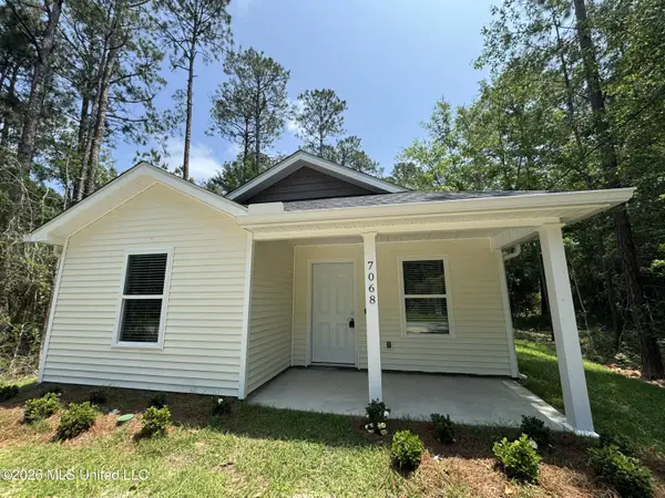 7068 Walthall Street, Bay Saint Louis, MS 39520