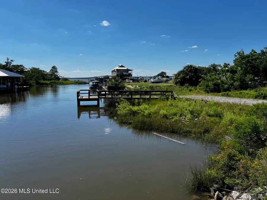 601 3rd Avenue, Pass Christian, MS 39571 - #2