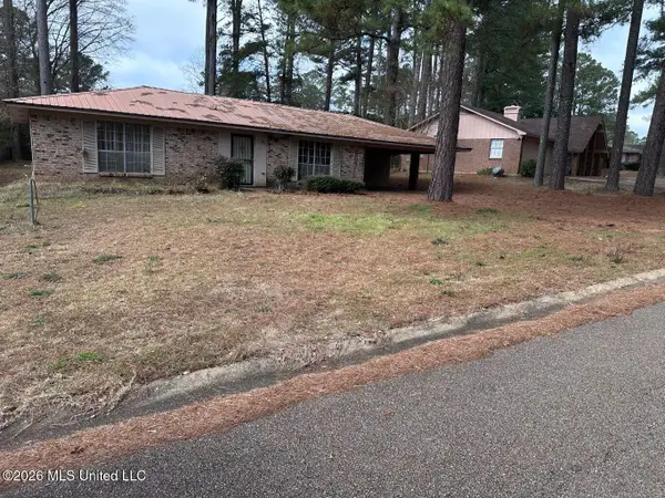 4757 Old Lake Road, Jackson, MS 39212