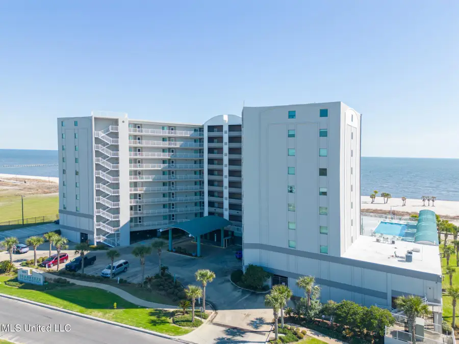 1899 Beach Boulevard, Biloxi, MS 39531 - #3