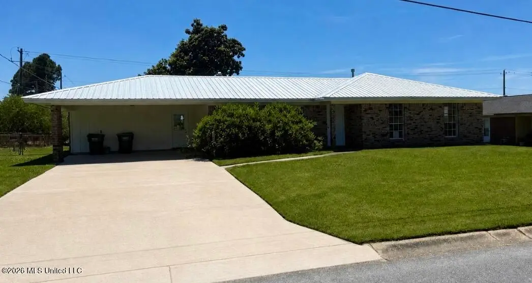 150 Gary Street, Gulfport, MS 39503 - #1