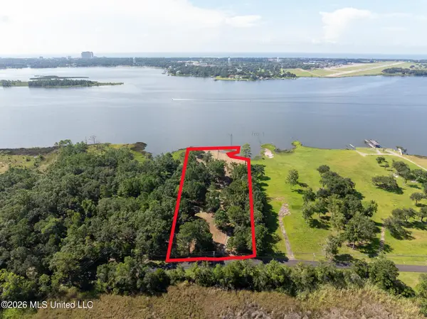 10232 Goodman Road, D'Iberville, MS 39540