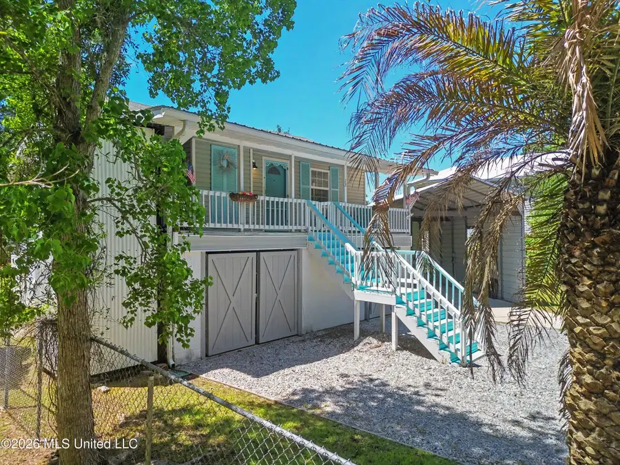 22 Wolfe Street, Bay Saint Louis, MS 39520 - #2