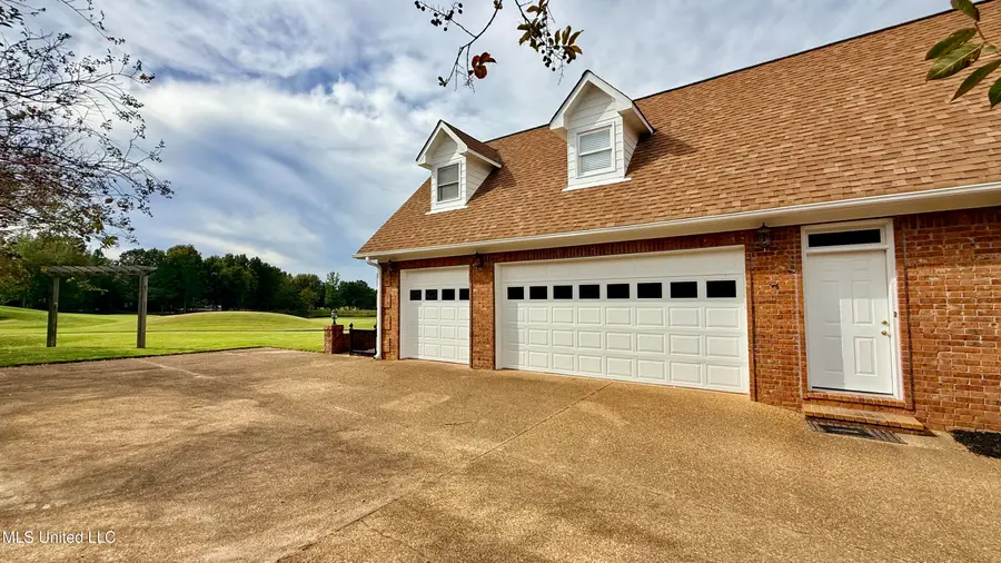 123 Palmer Lane, Holly Springs, MS 38635 - #3