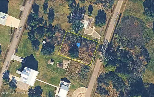 122 Dogwood Road, Bay Saint Louis, MS 39520