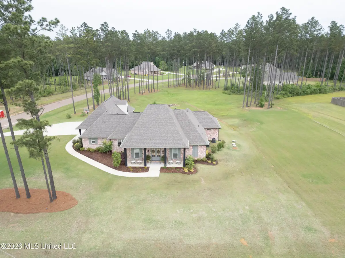 400 Fallen Acorn Circle, Brandon, MS 39047 - #1