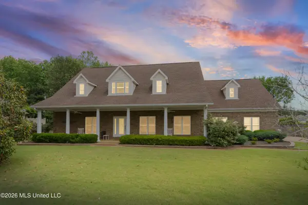 5294 Meadow Pointe Drive, Southaven, MS 38672