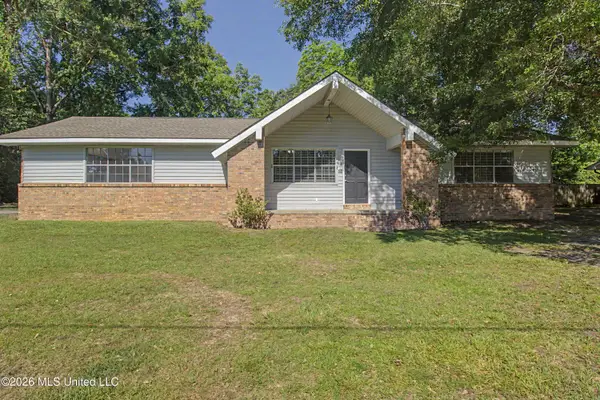 404 S Dorothy Street, Wiggins, MS 39577