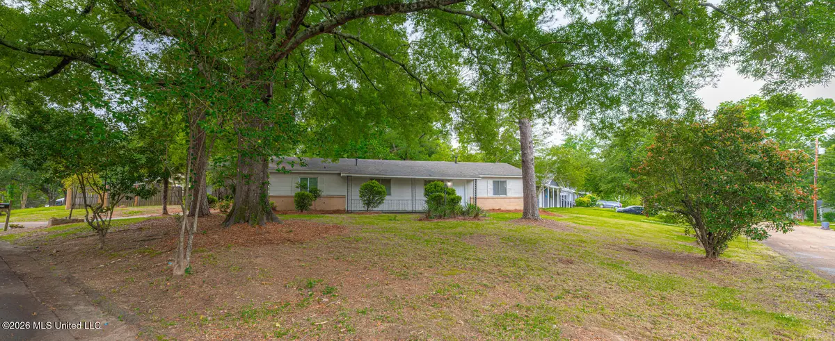 3229 Ridgeland Drive, Jackson, MS 39212 - #1
