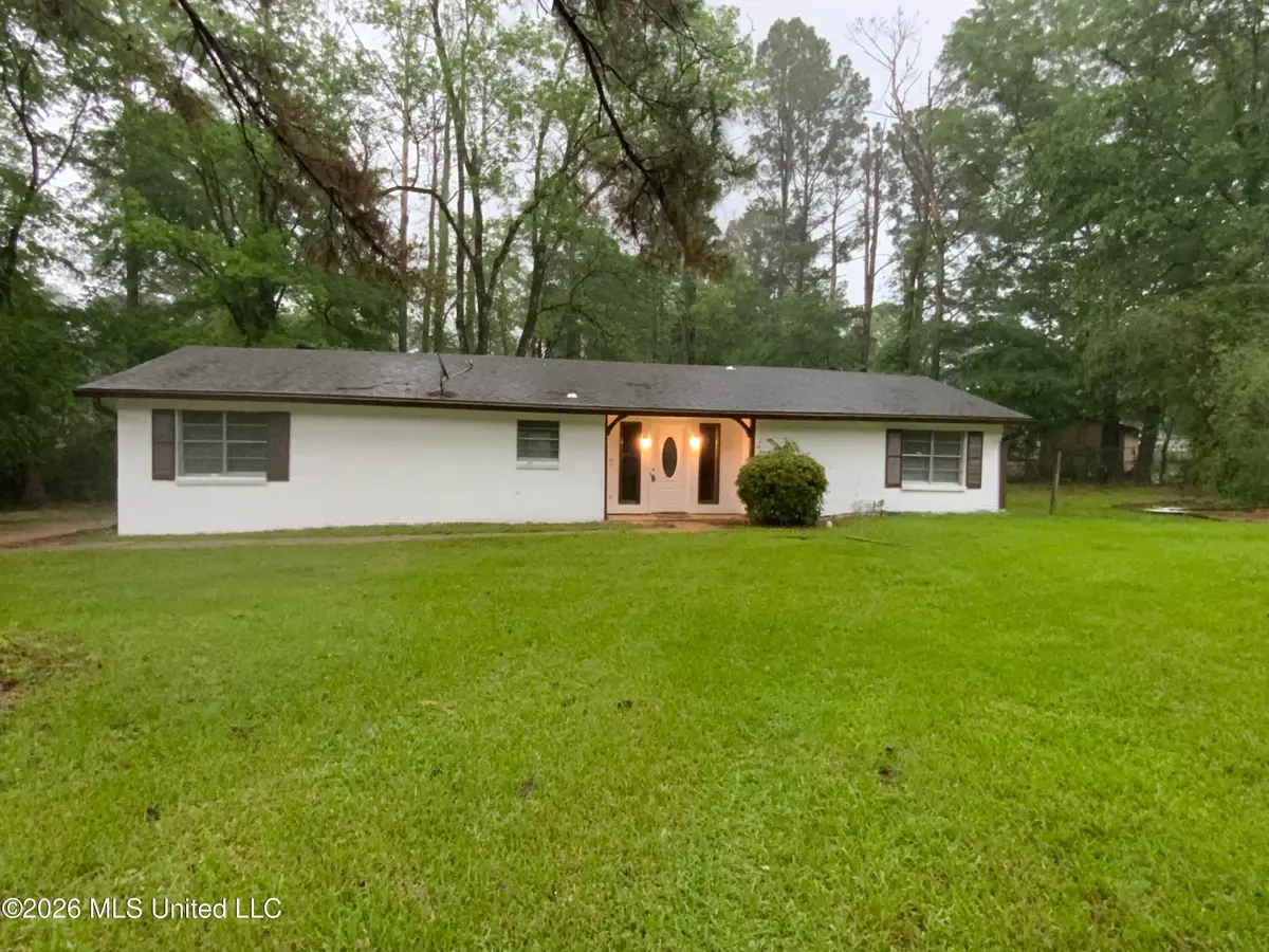 613 Upper Darby Road, Jackson, MS 39212 - #1