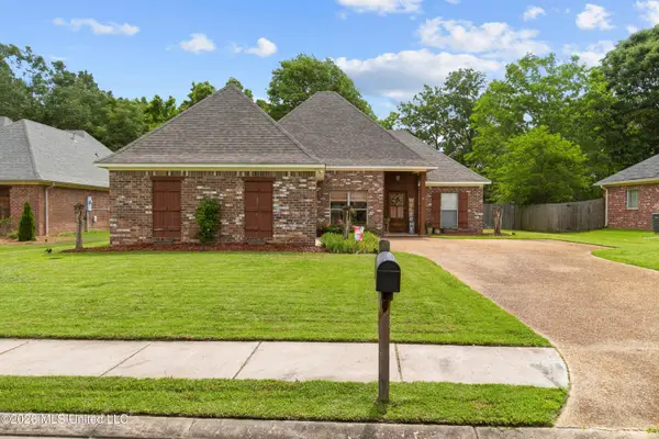 137 Creekside Drive, Canton, MS 39046