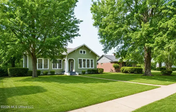 403 Crockett Avenue, Greenwood, MS 38930
