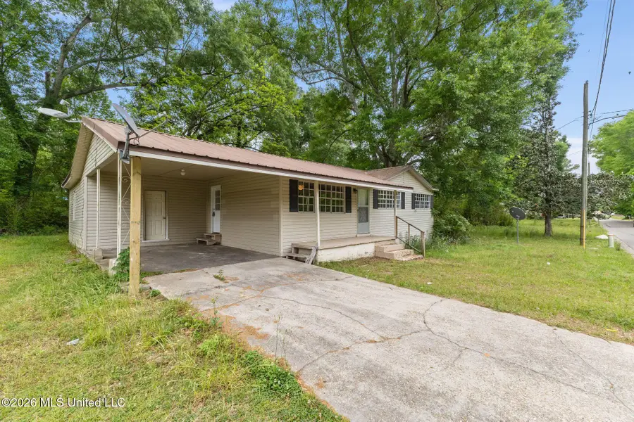 1430 Hendricks Street, Columbia, MS 39429 - #2