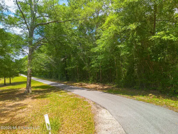 0 Henry House Road, Saucier, MS 39574