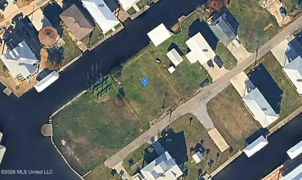 4015 Bank Street, Bay Saint Louis, MS 39520