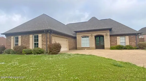 216 Olde Trace Drive, Vicksburg, MS 39180