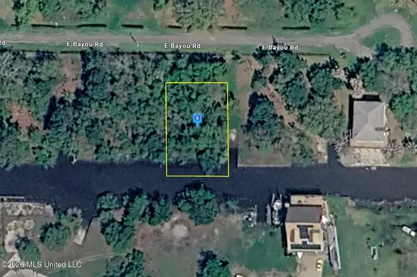 10035 E Bayou Road, Bay Saint Louis, MS 39520