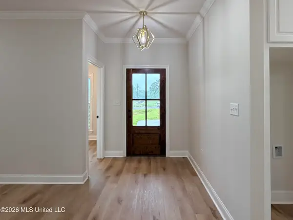 60 Meadow Breeze Road, Sumrall, MS 39482