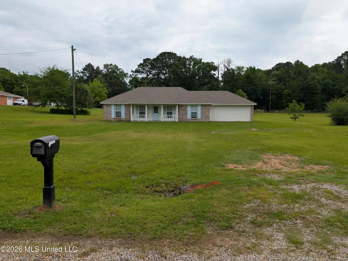 112 Simmons Drive, Morton, MS 39117 - #1