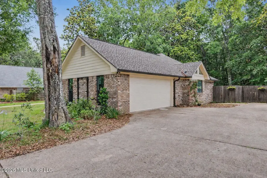 902 Magnolia Bayou Boulevard, Ocean Springs, MS 39564 - #3