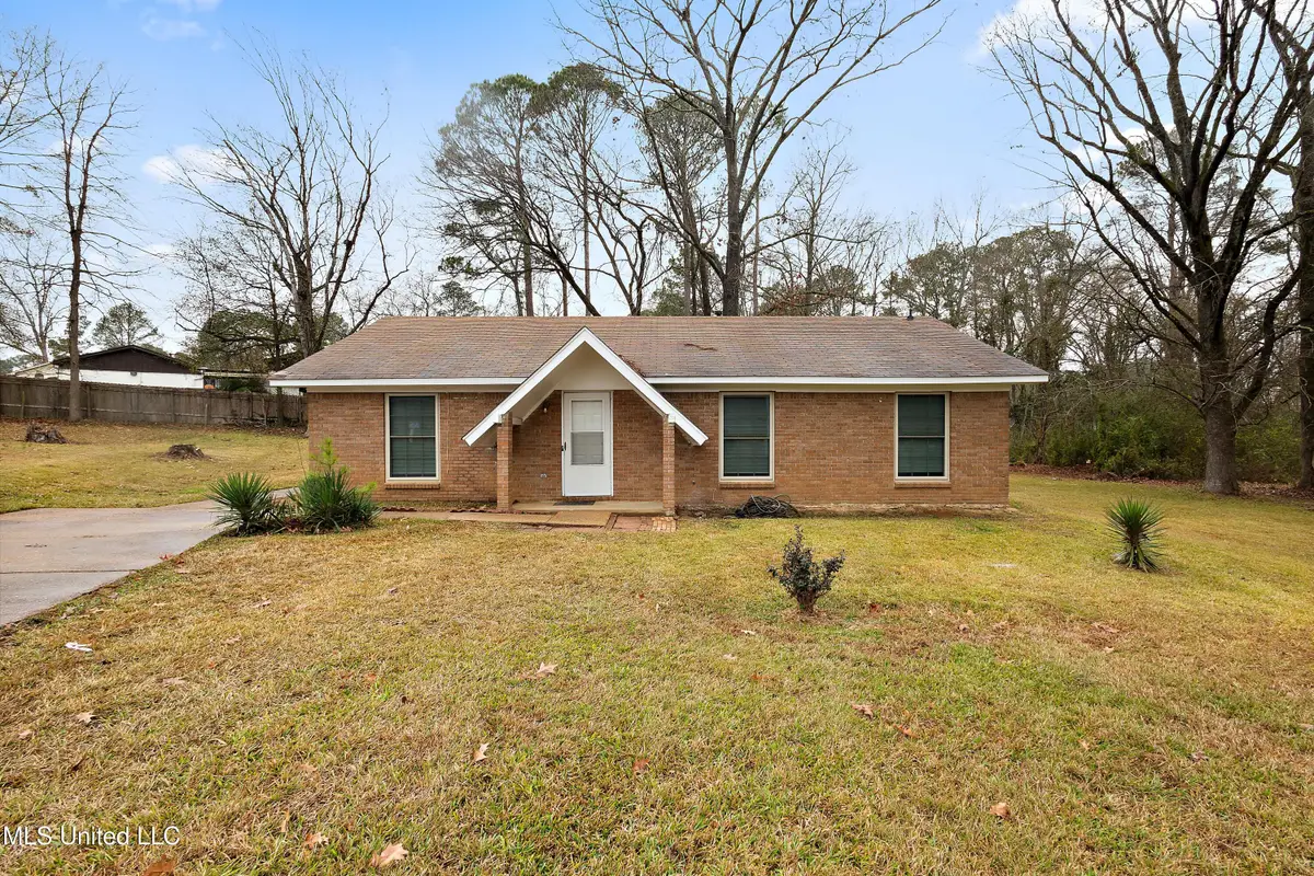 18 Begonia Court, Jackson, MS 39206 - #1
