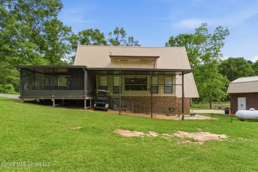 38 Downs Street, Lumberton, MS 39455 - #3