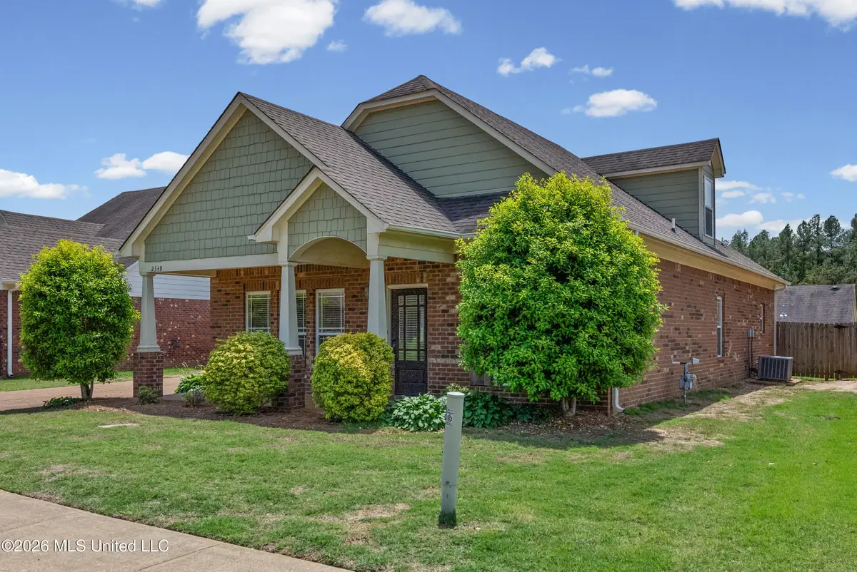 2349 Saint Ives Lane, Hernando, MS 38632 - #1