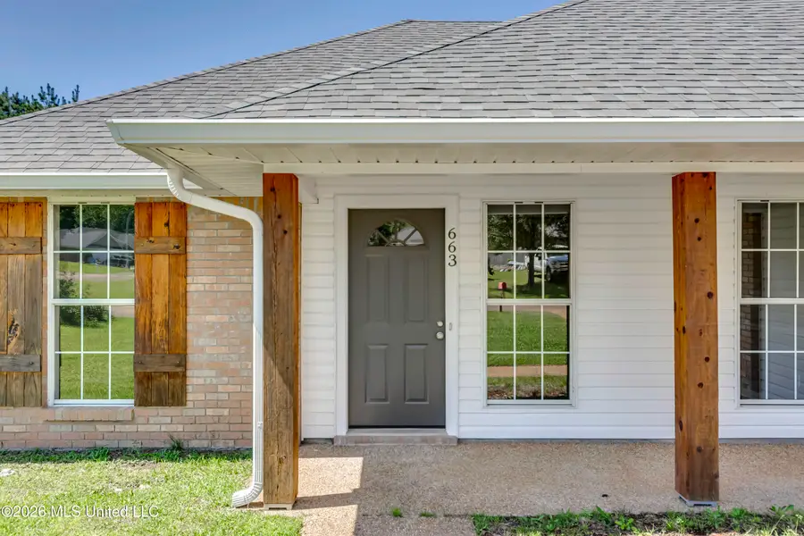 663 Falcon Lane, Florence, MS 39073 - #2