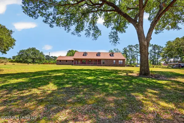 17000 E Spring Lake Drive, Vancleave, MS 39565