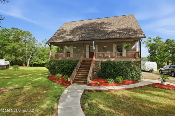 5513 Sioux Drive, Ocean Springs, MS 39564