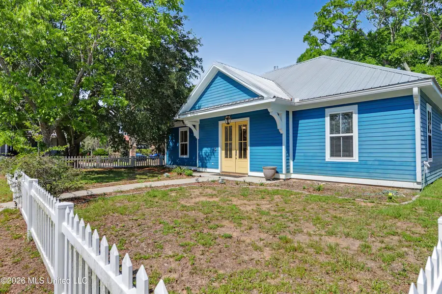 9521 Red Bluff Court, Ocean Springs, MS 39564 - #2