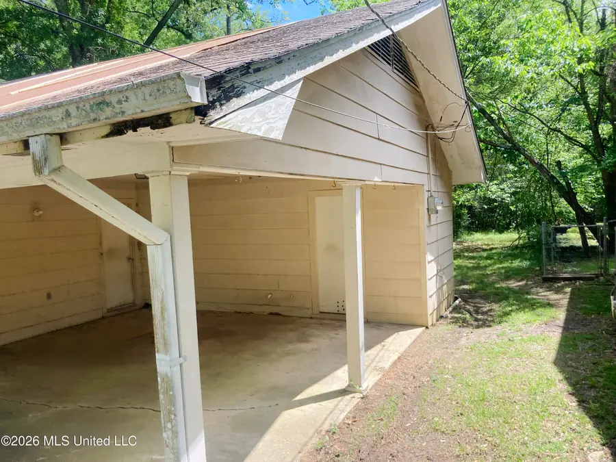 539 Cedarhurst Road, Jackson, MS 39206 - #3