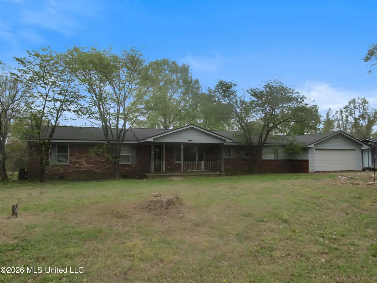 461 Cypress Corner Road, Senatobia, MS 38668 - #1