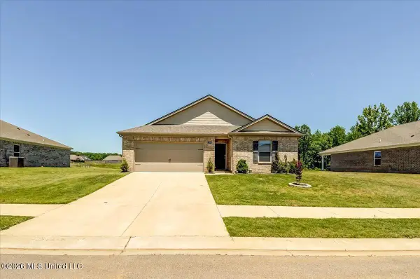 5268 Alpine Drive, Horn Lake, MS 38637