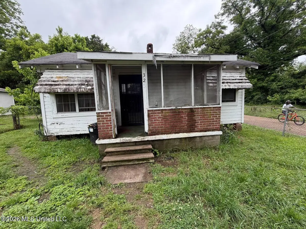 325 Belview Avenue, Canton, MS 39046 - #1