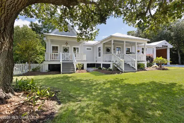 144 Saint Charles Street, Bay Saint Louis, MS 39520