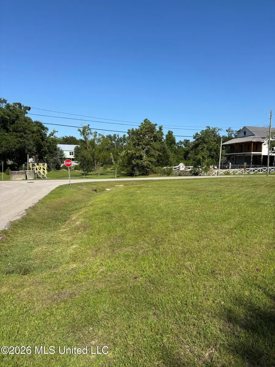 105 Gulf Drive, Waveland, MS 39576 - #3
