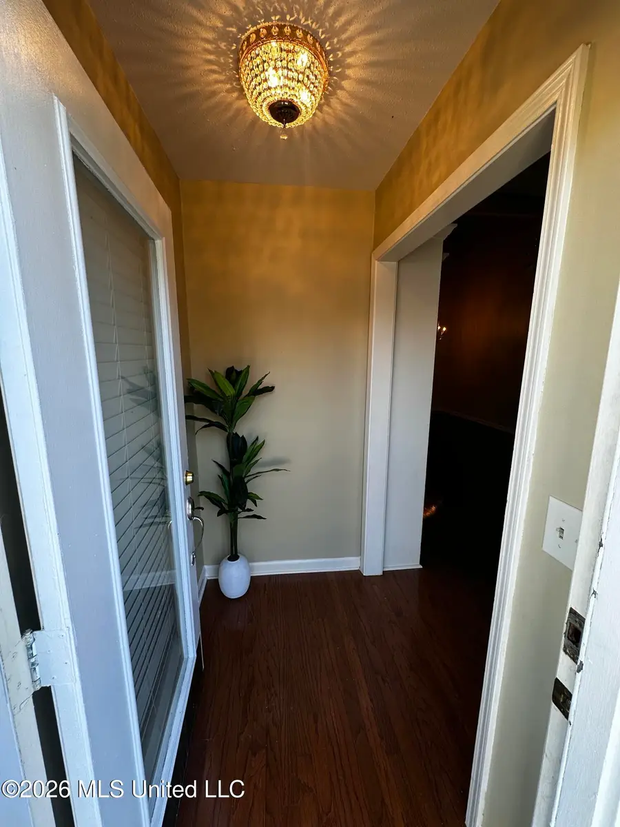 33 Mclain Court, Jackson, MS 39211 - #3