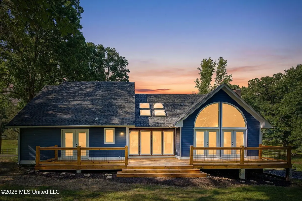66 S Robertson Road, Hernando, MS 38632 - #1