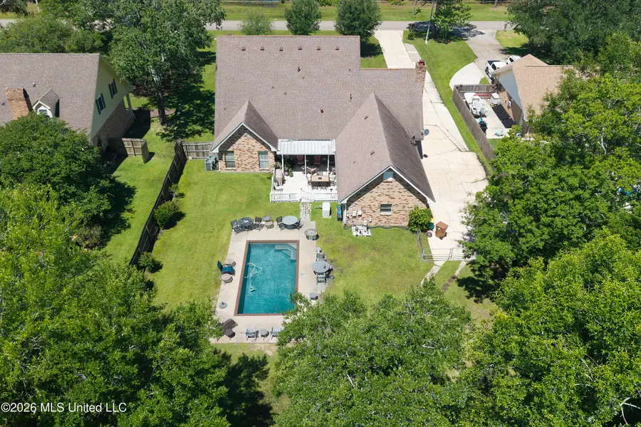 918 N Country Club Lane, Biloxi, MS 39532 - #2