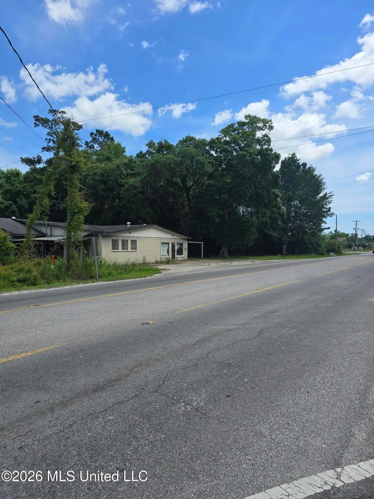 6904 Highway 613, Moss Point, MS 39563 - #1