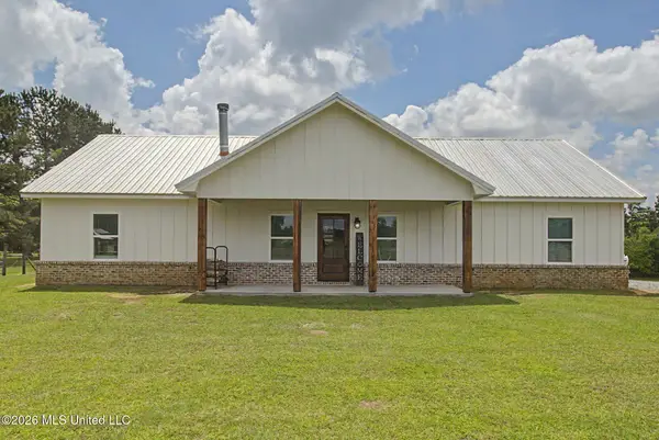 52 Jeslan Trail, Lumberton, MS 39455