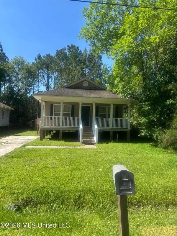 6133 W Clay Street, Bay Saint Louis, MS 39520