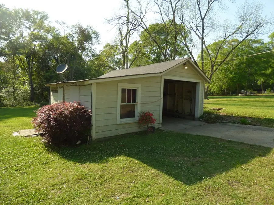 415 N Magnolia Street, McComb, MS 39648 - #2